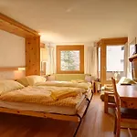 Chesa Munteratsch 2-zimmerwohnung 408 Typ F شقة *